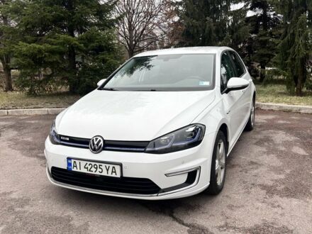 Білий Фольксваген e-Golf, об'ємом двигуна 0 л та пробігом 90 тис. км за 13000 $, фото 1 на Automoto.ua