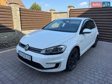 Білий Фольксваген e-Golf, об'ємом двигуна 0 л та пробігом 103 тис. км за 12500 $, фото 1 на Automoto.ua