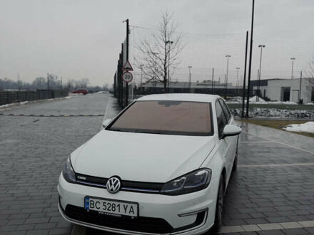 Білий Фольксваген e-Golf, об'ємом двигуна 0 л та пробігом 76 тис. км за 12499 $, фото 1 на Automoto.ua