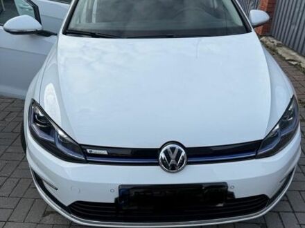 Белый Фольксваген e-Golf, объемом двигателя 0 л и пробегом 76 тыс. км за 12200 $, фото 1 на Automoto.ua