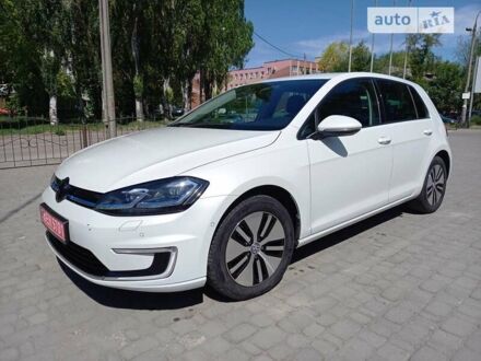 Білий Фольксваген e-Golf, об'ємом двигуна 0 л та пробігом 99 тис. км за 15900 $, фото 1 на Automoto.ua