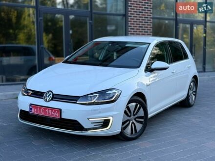 Білий Фольксваген e-Golf, об'ємом двигуна 0 л та пробігом 144 тис. км за 12699 $, фото 1 на Automoto.ua