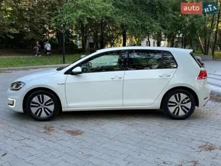 Белый Фольксваген e-Golf, объемом двигателя 0 л и пробегом 193 тыс. км за 12999 $, фото 1 на Automoto.ua