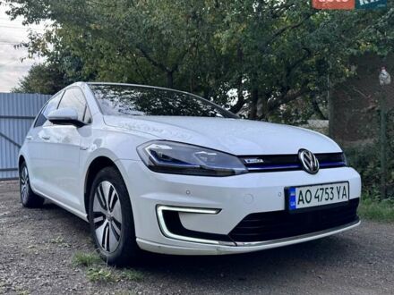 Белый Фольксваген e-Golf, объемом двигателя 0 л и пробегом 175 тыс. км за 12900 $, фото 1 на Automoto.ua