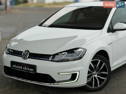 Белый Фольксваген e-Golf, объемом двигателя 0 л и пробегом 188 тыс. км за 15899 $, фото 1 на Automoto.ua