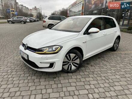 Белый Фольксваген e-Golf, объемом двигателя 0 л и пробегом 127 тыс. км за 12300 $, фото 1 на Automoto.ua