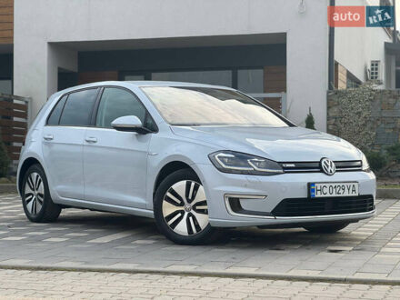 Фольксваген e-Golf 2018 у Львові на Automoto.ua Білий Фольксваген e-Golf, об'ємом двигуна 0 л та пробігом 116 тис. км за 13800 $, фото 1 на Automoto.ua