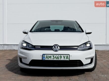 Білий Фольксваген e-Golf, об'ємом двигуна 0 л та пробігом 141 тис. км за 14400 $, фото 1 на Automoto.ua