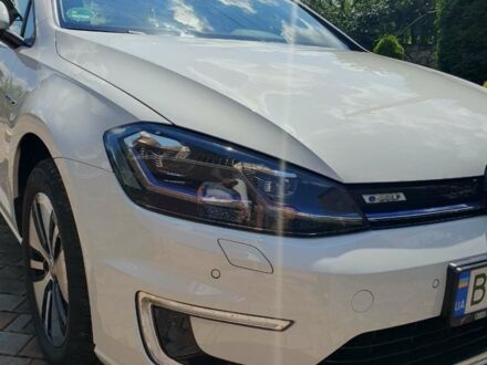 Білий Фольксваген e-Golf, об'ємом двигуна 0 л та пробігом 16 тис. км за 21999 $, фото 1 на Automoto.ua