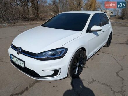 Фольксваген e-Golf 2018 у Кривому Розі на Automoto.ua Білий Фольксваген e-Golf, об'ємом двигуна 0 л та пробігом 160 тис. км за 12800 $, фото 1 на Automoto.ua