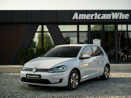 Белый Фольксваген e-Golf, объемом двигателя 0 л и пробегом 113 тыс. км за 13000 $, фото 1 на Automoto.ua