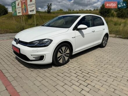 Белый Фольксваген e-Golf, объемом двигателя 0 л и пробегом 144 тыс. км за 12900 $, фото 1 на Automoto.ua