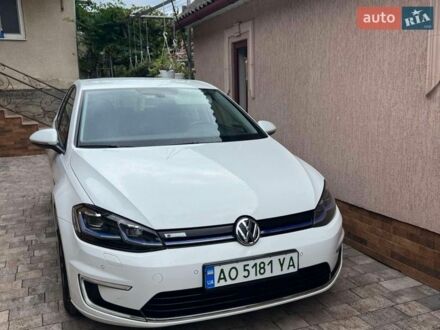 Білий Фольксваген e-Golf, об'ємом двигуна 0 л та пробігом 131 тис. км за 13799 $, фото 1 на Automoto.ua