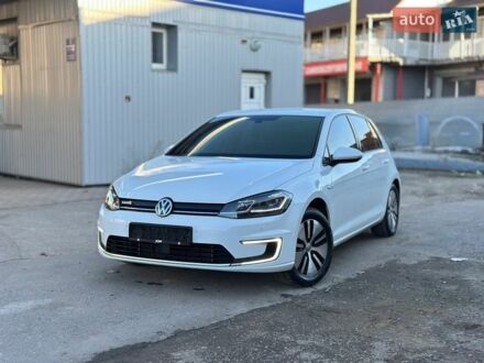 Білий Фольксваген e-Golf, об'ємом двигуна 0 л та пробігом 71 тис. км за 12500 $, фото 1 на Automoto.ua