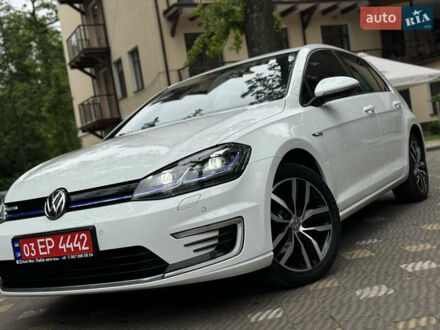 Фольксваген e-Golf 2019 в Трускавце на Automoto.ua Белый Фольксваген e-Golf, объемом двигателя 0 л и пробегом 145 тыс. км за 14590 $, фото 1 на Automoto.ua