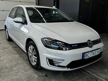 Білий Фольксваген e-Golf, об'ємом двигуна 0 л та пробігом 47 тис. км за 15500 $, фото 1 на Automoto.ua