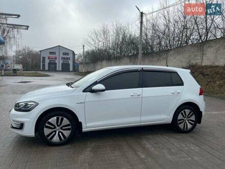 Білий Фольксваген e-Golf, об'ємом двигуна 0 л та пробігом 147 тис. км за 11800 $, фото 1 на Automoto.ua