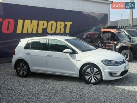 Белый Фольксваген e-Golf, объемом двигателя 0 л и пробегом 178 тыс. км за 11700 $, фото 1 на Automoto.ua