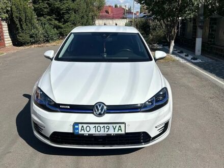 Белый Фольксваген e-Golf, объемом двигателя 0 л и пробегом 108 тыс. км за 15500 $, фото 1 на Automoto.ua