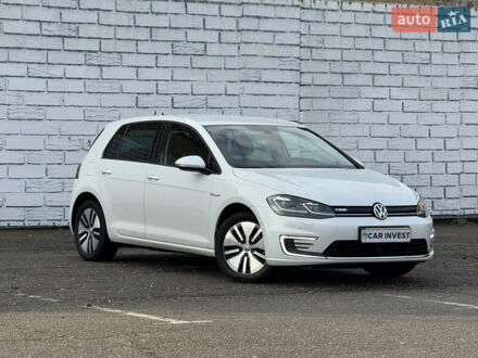 Белый Фольксваген e-Golf, объемом двигателя 0 л и пробегом 102 тыс. км за 13200 $, фото 1 на Automoto.ua
