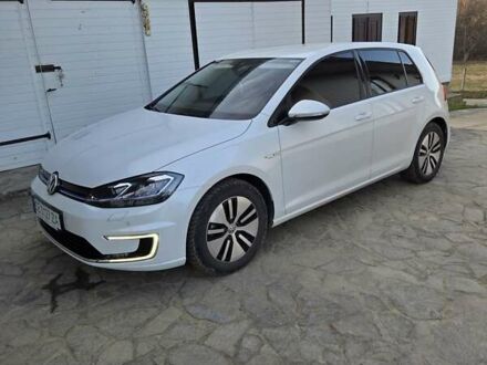 Білий Фольксваген e-Golf, об'ємом двигуна 0 л та пробігом 72 тис. км за 16300 $, фото 1 на Automoto.ua