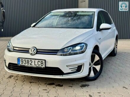 Фольксваген e-Golf 2019 в Дрогобыче на Automoto.ua Белый Фольксваген e-Golf, объемом двигателя 0 л и пробегом 96 тыс. км за 12300 $, фото 1 на Automoto.ua