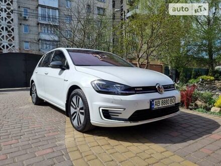 Фольксваген e-Golf 2019 в Виннице на Automoto.ua Белый Фольксваген e-Golf, объемом двигателя 0 л и пробегом 18 тыс. км за 27300 $, фото 1 на Automoto.ua