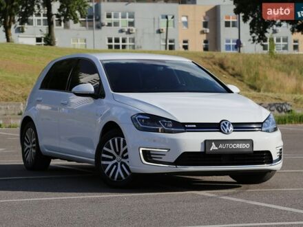 Білий Фольксваген e-Golf, об'ємом двигуна 0 л та пробігом 261 тис. км за 12999 $, фото 1 на Automoto.ua