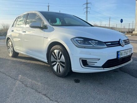 Білий Фольксваген e-Golf, об'ємом двигуна 0 л та пробігом 78 тис. км за 15500 $, фото 1 на Automoto.ua