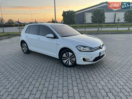 Фольксваген e-Golf 2019 у Бродах на Automoto.ua Білий Фольксваген e-Golf, об'ємом двигуна 0 л та пробігом 55 тис. км за 13900 $, фото 1 на Automoto.ua