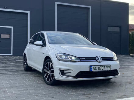 Білий Фольксваген e-Golf, об'ємом двигуна 0 л та пробігом 36 тис. км за 19749 $, фото 1 на Automoto.ua