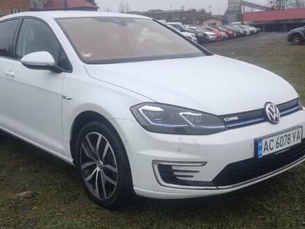 Білий Фольксваген e-Golf, об'ємом двигуна 0 л та пробігом 88 тис. км за 16499 $, фото 1 на Automoto.ua