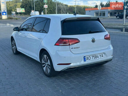 Белый Фольксваген e-Golf, объемом двигателя 0 л и пробегом 92 тыс. км за 13700 $, фото 1 на Automoto.ua