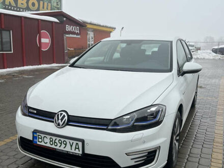 Білий Фольксваген e-Golf, об'ємом двигуна 0 л та пробігом 43 тис. км за 14700 $, фото 1 на Automoto.ua