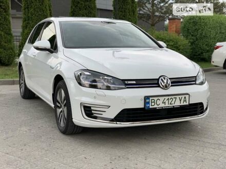 Фольксваген e-Golf 2020 в Львове на Automoto.ua Белый Фольксваген e-Golf, объемом двигателя 0 л и пробегом 28 тыс. км за 21800 $, фото 1 на Automoto.ua