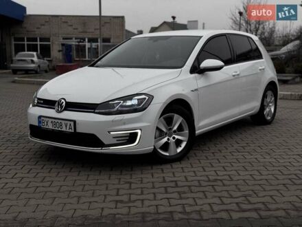 Белый Фольксваген e-Golf, объемом двигателя 0 л и пробегом 71 тыс. км за 12999 $, фото 1 на Automoto.ua