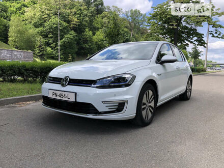 Білий Фольксваген e-Golf, об'ємом двигуна 0 л та пробігом 37 тис. км за 15450 $, фото 1 на Automoto.ua