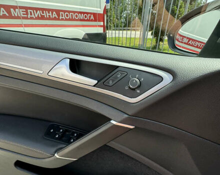 Бежевий Фольксваген e-Golf, об'ємом двигуна 0 л та пробігом 115 тис. км за 9399 $, фото 30 на Automoto.ua