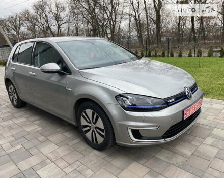 Бежевый Фольксваген e-Golf, объемом двигателя 0 л и пробегом 99 тыс. км за 11700 $, фото 1 на Automoto.ua