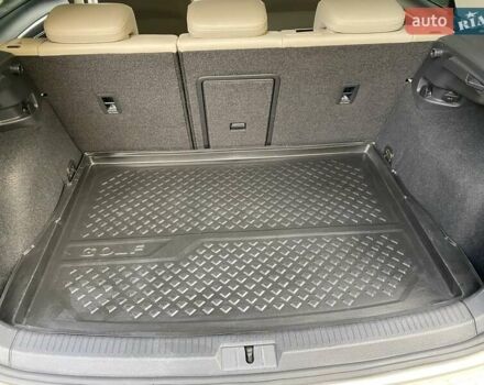 Бежевий Фольксваген e-Golf, об'ємом двигуна 0 л та пробігом 106 тис. км за 14800 $, фото 20 на Automoto.ua