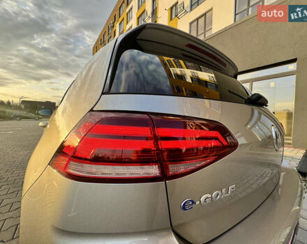 Бежевый Фольксваген e-Golf, объемом двигателя 0 л и пробегом 54 тыс. км за 14300 $, фото 8 на Automoto.ua