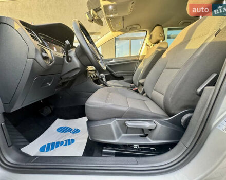 Бежевый Фольксваген e-Golf, объемом двигателя 0 л и пробегом 54 тыс. км за 14300 $, фото 37 на Automoto.ua