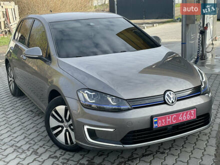 Фольксваген e-Golf 2015 в Трускавце на Automoto.ua Бежевый Фольксваген e-Golf, объемом двигателя 0 л и пробегом 140 тыс. км за 7990 $, фото 1 на Automoto.ua