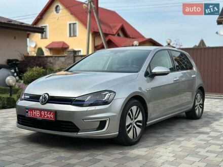Фольксваген e-Golf 2016 в Ивано-Франковске на Automoto.ua Бежевый Фольксваген e-Golf, объемом двигателя 0 л и пробегом 138 тыс. км за 9700 $, фото 1 на Automoto.ua
