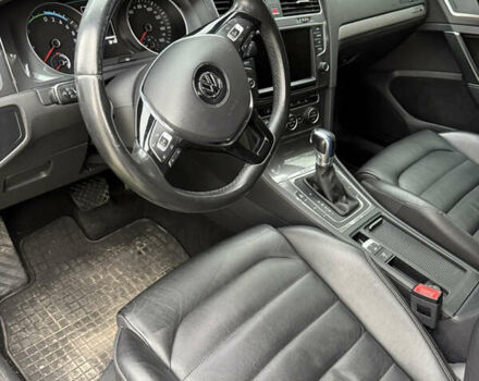 Черный Фольксваген e-Golf, объемом двигателя 0 л и пробегом 140 тыс. км за 8700 $, фото 5 на Automoto.ua
