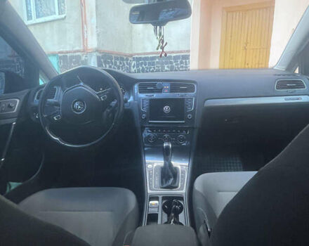 Черный Фольксваген e-Golf, объемом двигателя 0 л и пробегом 140 тыс. км за 8999 $, фото 7 на Automoto.ua