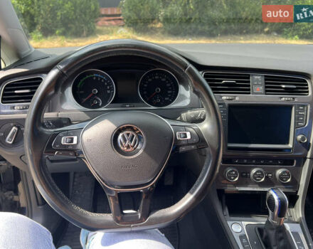Черный Фольксваген e-Golf, объемом двигателя 0 л и пробегом 116 тыс. км за 9500 $, фото 10 на Automoto.ua
