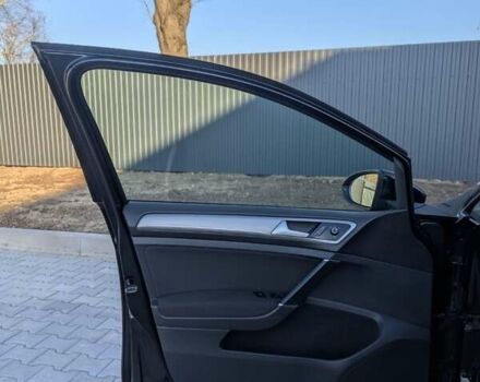 Чорний Фольксваген e-Golf, об'ємом двигуна 0 л та пробігом 129 тис. км за 9000 $, фото 21 на Automoto.ua
