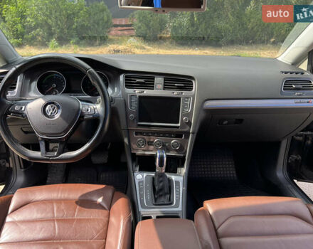 Черный Фольксваген e-Golf, объемом двигателя 0 л и пробегом 116 тыс. км за 9500 $, фото 8 на Automoto.ua