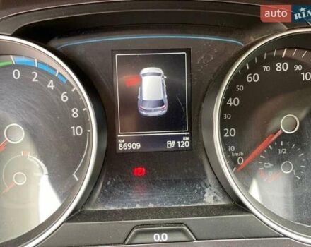 Черный Фольксваген e-Golf, объемом двигателя 0 л и пробегом 88 тыс. км за 11000 $, фото 11 на Automoto.ua
